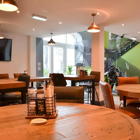 John Collingwood Bruce - Uk43558 Ferienhaus *